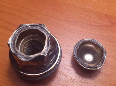 Гайка