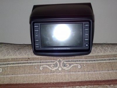 это японская родная штатная голова Mitsubishi Multi Communication System и ее родная рамка