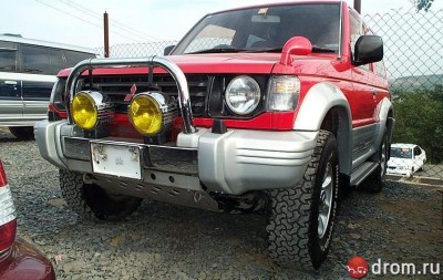 mitsubishi_pajero_4537.jpg