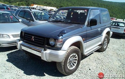 mitsubishi_pajero_4622.jpg