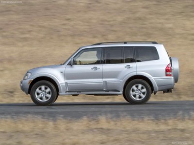 mitsubishi_montero_3.jpg
