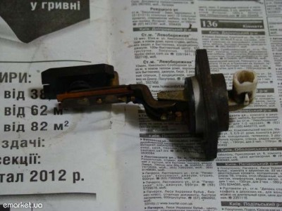 datchik-urovnja-masla-mitsubishi-pajero.jpg
