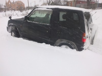москва курит в сторонке )))))