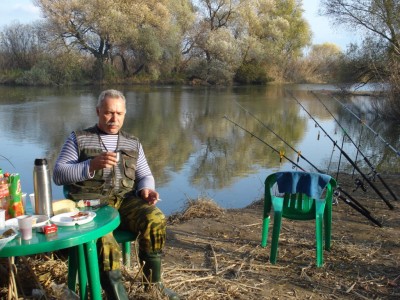Активное ожидание поклевки.jpg